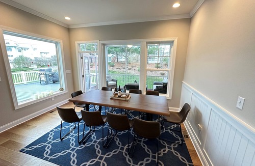 Long Neck House | Luxury 6BR Peninsula Estate - 5,000 Sqft, 6.5 Baths, EV Charger, Linen