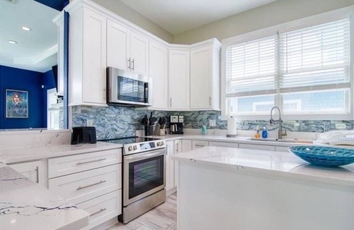 Cape Charles House | Luxury Bay Creek Retreat | Golf Cart, Paddleboards, Bikes & Beach Access