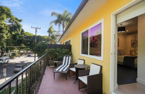 West Beach Apartment | Luxury Beach Studio — 2 blocks to the Beach and Funk Zone