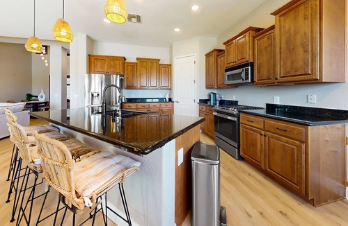 South Mountain House | Luxury desert retreat with a pool, cabana, grill, fireplace, & AC - dog-friendly