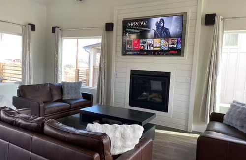 Panguitch Other | Luxury Farm Home @ Stoney Farms w/Private Hot Tub