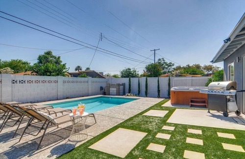 Scottsdale Estates Six House | LUXURY MODERN 4BR 3BA- SCOTTSDALE- SLEEPS 16!