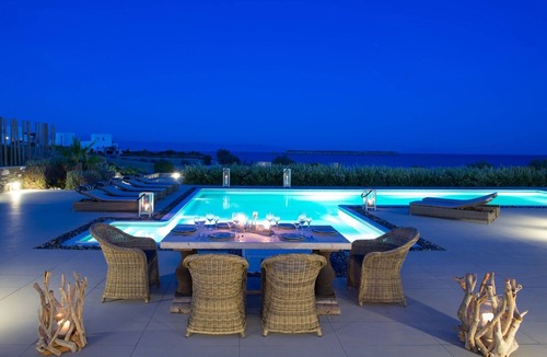 Chrissi Akti Villa | Luxury Paros Villa | Superior Villa | Private Pool | Stunning Interior