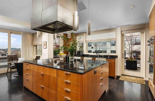 Pearl District Condo | Luxury Penthouse Living, Breathtaking Views, Huge Wraparound Deck, All New Decor, Two Parking Spots