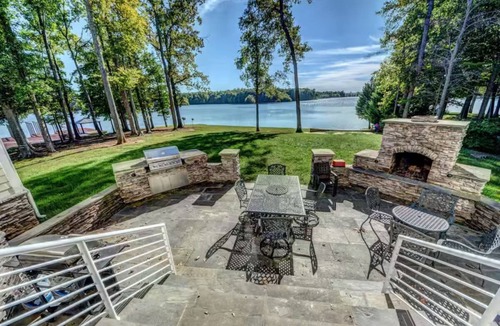 Bumpass House | Luxury Private Waterfront Home on Private Side, Lake Anna