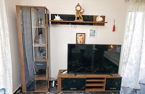 Varkiza Apartment | Luxury Romantic Seaside Apartment in Varkiza