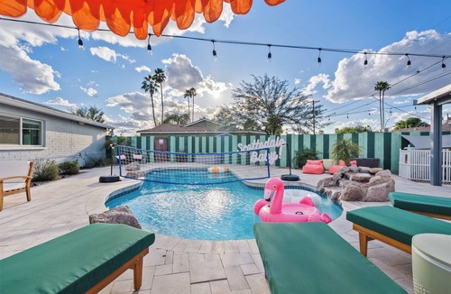 New Papago Parkway House | Luxury Scottsdale Retreat - Glam Suite + Pickleball + Pool + Speakeasy