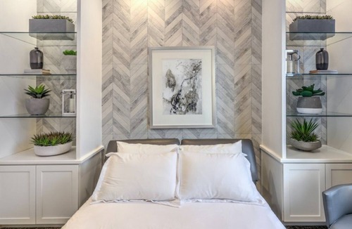 Seven Hills Apartment | Luxury Seven Hills Escape - 1BR, Pool & Garage