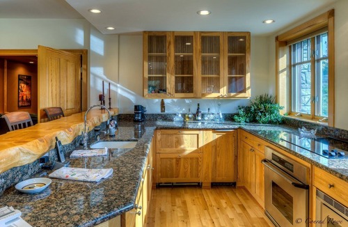 Trout Creek Cabin | Luxury Suite with a Fireplace for a Lodge Getaway in Northwest, Montana