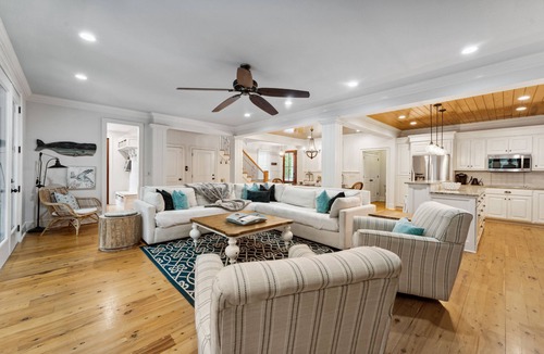 Isle of Palms House | Luxury Vaycay! Private Pool, Billiards, Hot Tub, Putting Green - 2602 Hartnett