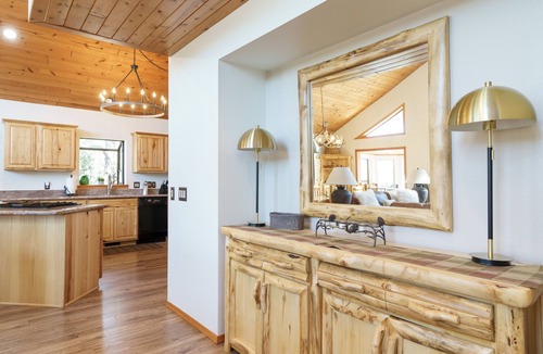Pinetop-Lakeside Cabin | Luxury Waterfront Cabin at Rainbow Lake w/AC, Hot Tub, Game Room, Dock