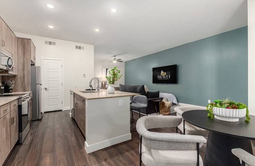 North Scottsdale Condo | Macallister 1007|N Scottsdale|Close2Golf|Htd Pool