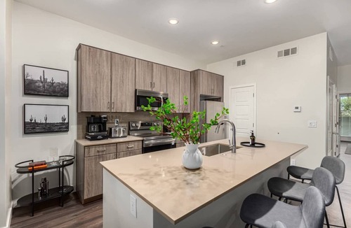 North Scottsdale Condo | Macallister 1007|N Scottsdale|Close2Golf|Htd Pool