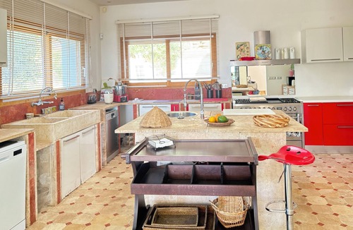 Lumio Villa | Magnificent 6-bedroom villa on wooded land with pool and sea view
