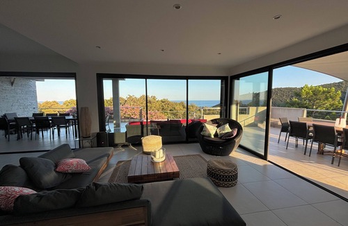 Tarcu House | Magnificent contemporary house with 180° sea and mountain views, not overlooked