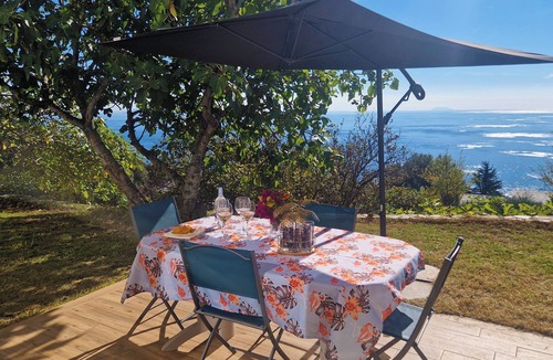 Pozzo House | Magnificent ground floor villa with terrace and garden sea view in the heart of CAP CORSICA