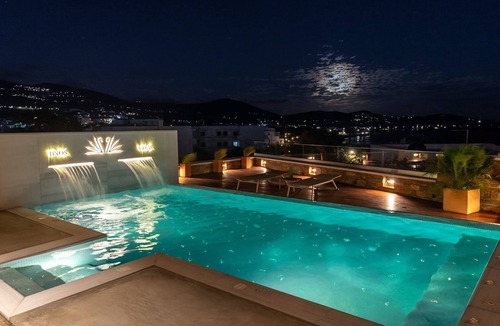 Tinos Town Villa | Magnificent Tinos Suite | Suite with Stunning Sea Views and Private Swimming