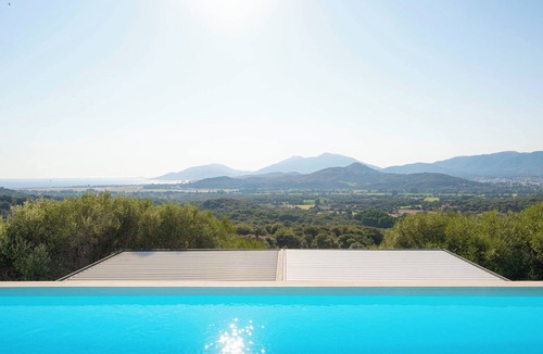 Bastelicaccia Villa | Magnificent villa, SEA VIEW, pool, 4 bedrooms, 3 shower rooms, air conditioning, not overlooked