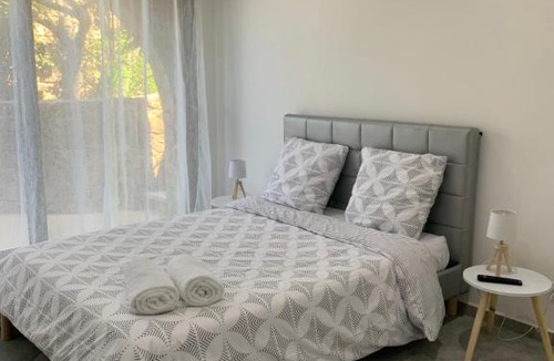 Marine de Davia Villa | Magnifique villa avec piscines et cuisine d’été