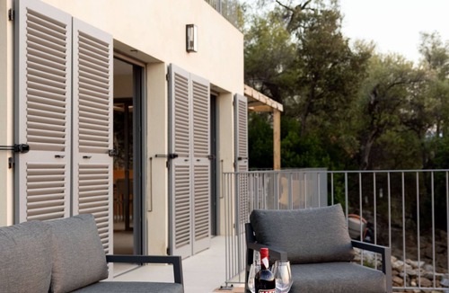 Braccolaccia Villa | Magnifique Villa Moderne vue mer Avec Piscine 14 Personnes