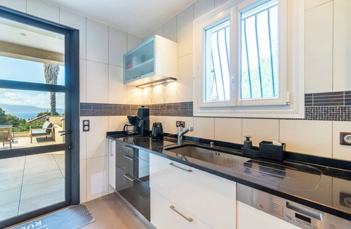 Porto Pollo Apartment | Magnifique VUE MER : Appartement T4 DE Standing A Louer A Porto Pollo!