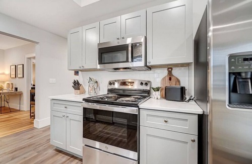 Hamilton House | Main Street · Walking distance to shops, dining, and fun