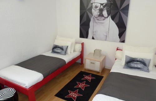 Portigliolo House | Maison 4 chambres , 8 personnes.