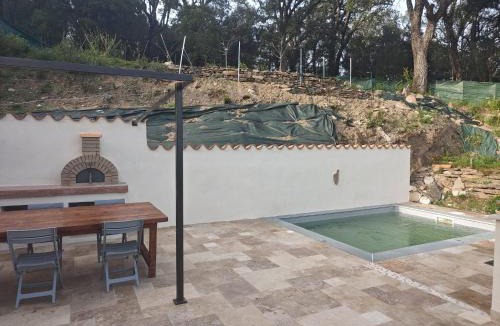Talasani Villa | Maison avec vue sur la mer et piscine