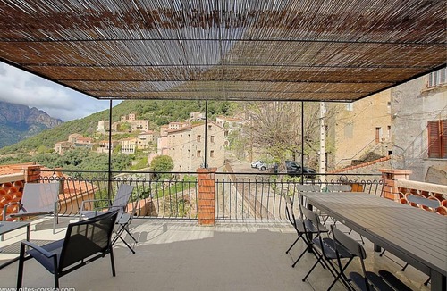 Ota House | Maison Centre Village OTA 4 Personnes