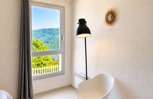 Antisanti House | Maison Contemporaine Entre mer et Montagnes