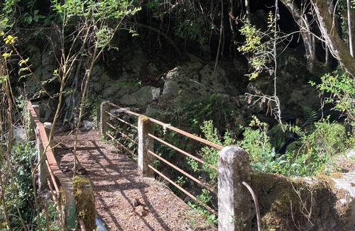 Azzana Apartment | Maison du Pont - Large family home between mountains, river and sea.