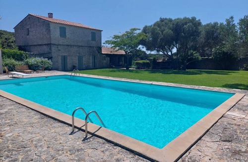 Bonifacio House | Maison en Pierres Située à 5 Minutes du Centre Ville et des Plages de Bonifacio