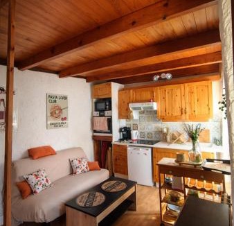 Prunelli-di-Casacconi House | Maison typique de village Corse , 15min Aéroport et de la mer CASA SCALINA