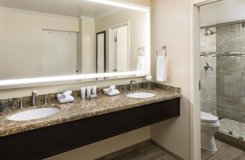South Scottsdale Resort | Making the best memories along the way! 4 Comfortable Units, Pool, Near Old Town