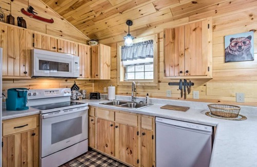 Mammoth Cave Cabin | Mammoth Cave Cabin Rentals 6 - 12.8 miles from Mammoth Cave National Park