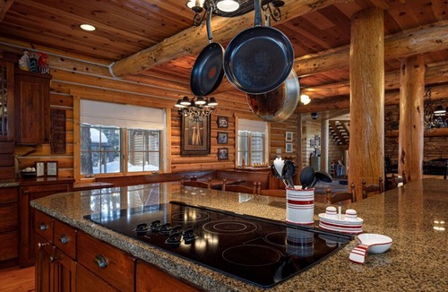 Mammoth Creek Cabin | Mammoth Creek Luxury Retreat near Zion and Bryce C