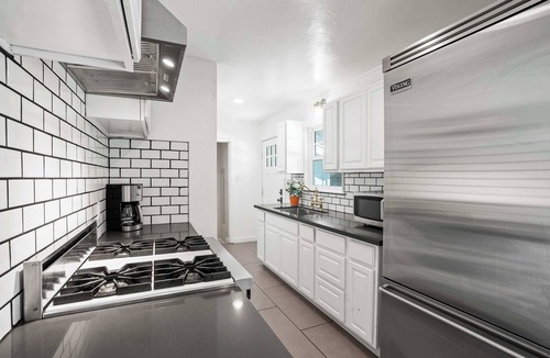 La Selva Beach House | Manresa Surf House- The Beach House 3 Bedroom 2 Bath Sleeps 8