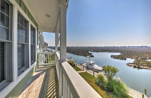 Manteo House | Manteo Waterfront Resort Home w/30-Ft Dock!