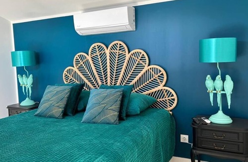 Tarcu Apartment | Mare Turchinu Magnifique Appartement Pieds Dans L'eau Tarcu Terrasse sur la mer