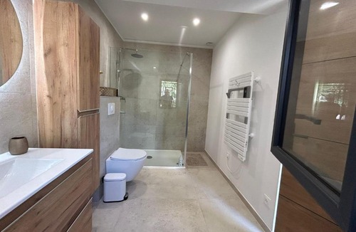 Conca Apartment | Mare Turchinu- Pieds dans l'eau- vue mer- Standing