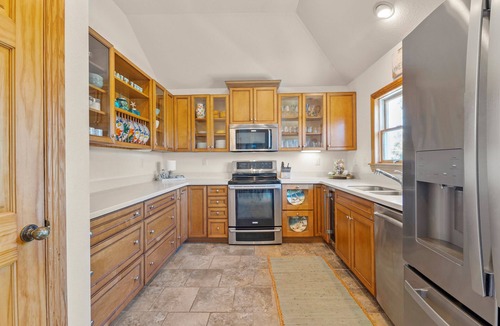 Monteray Shores House | Marga-Lisa: Private Pool | Wet Bar | Ensuite Bedrooms