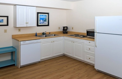 Marblehead House | Marina Breeze 3BR House #20 at South Beach Resort — Bay Views