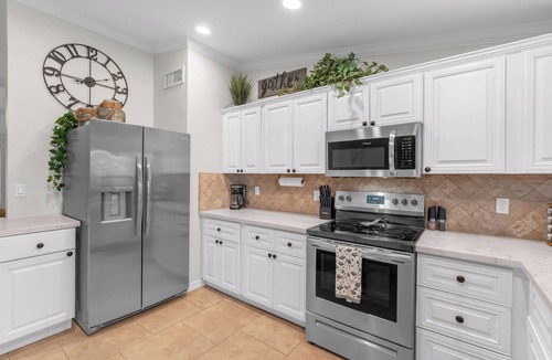 Chandler House | Mariposa Getaway! A spacious 4-bedroom house in brilliant Chandler with AC/Pool