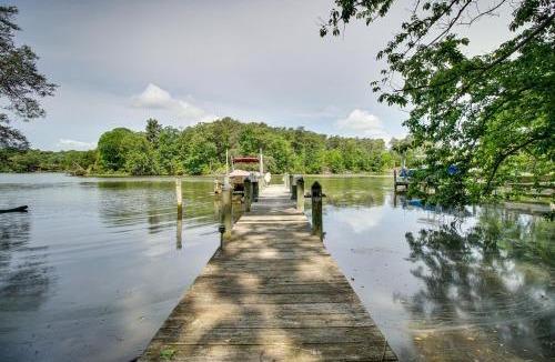 Lusby House | Maryland Vacation Rental w/Private Pool & Dock