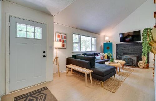Lusby House | Maryland Vacation Rental w/Private Pool & Dock