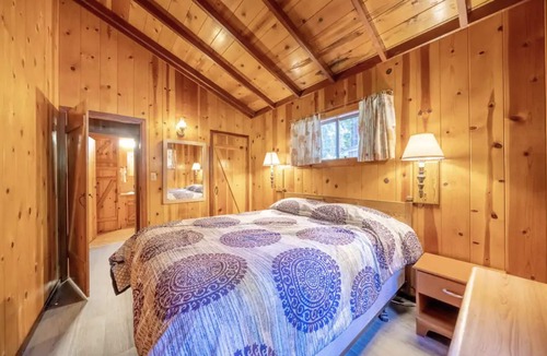 Boulder Creek Cabin | Masood's Lodge