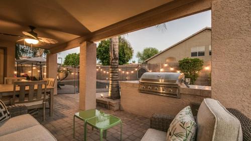 Gilbert Ranch House | Massive 5 bdrm Getaway wPool Hot Tub Game Room
