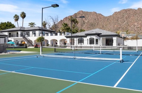 Arcadia Manors House | Massive Luxury resort Home minutes from old town!