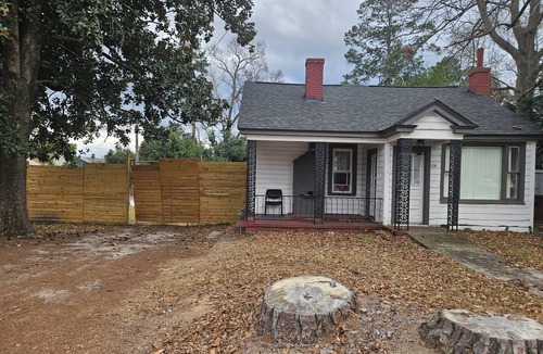 Augusta House | Master's Ready Phenomenal 3-bedroom 2 bath house in charming Augusta