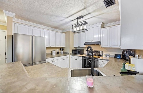 Gracewood House | Masters Week Luxury: 3BR Home Ample Parking & Privacy - Augusta Regional Airport